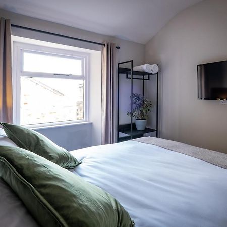 Dalton Sq Apartment 2 ランカスター エクステリア 写真